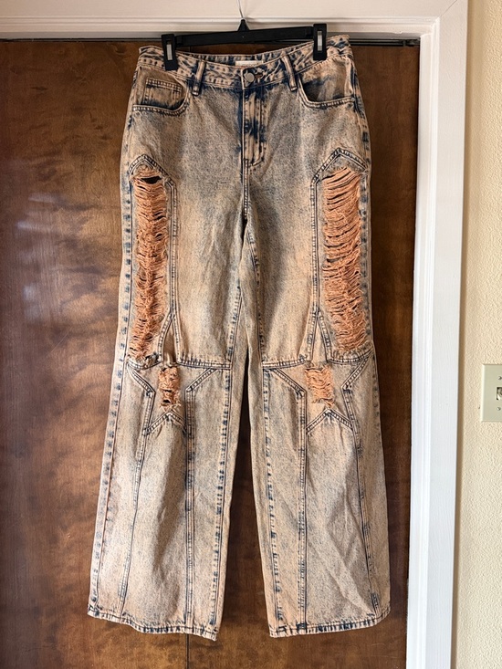 Denim - Women’s Distressed Acid Wash Beige Jeans 11 NWT